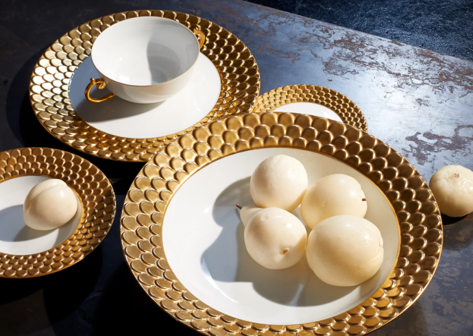 Aegean de L'OBJET : L'Art de la Table Redéfini avec Éclat et Élégance