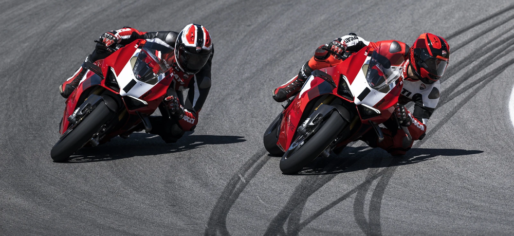 Ducati Panigale V4 R : L'Essence de la Supersport Italienne